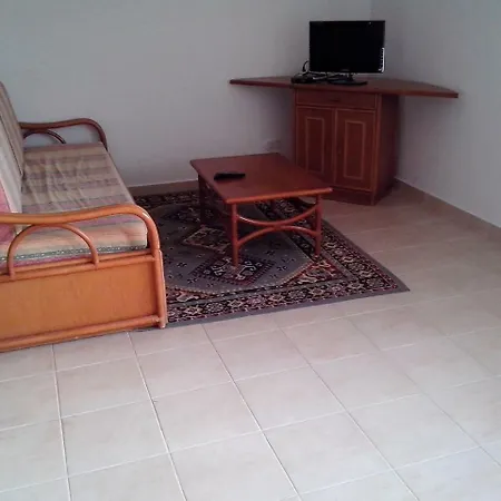 1 Bedroom 5 Min From Falesia And Close To Center D Apartman *
