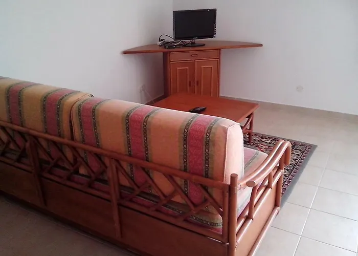 1 Bedroom 5 Min From Falesia And Close To Center D * Albufeira